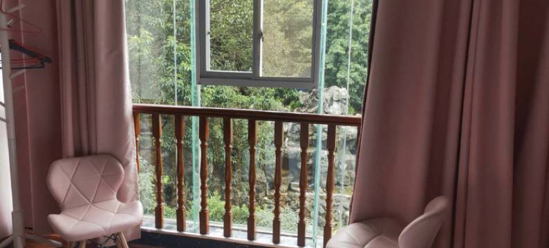 筠连九龙宾馆图片