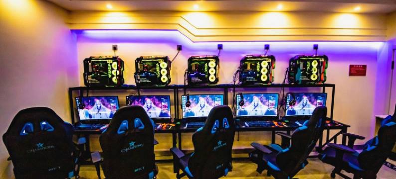 佳木斯巅峰电竞酒店图片