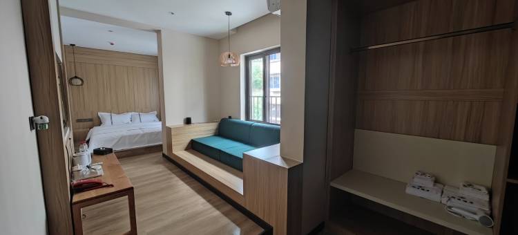 盐边卿云酒店图片