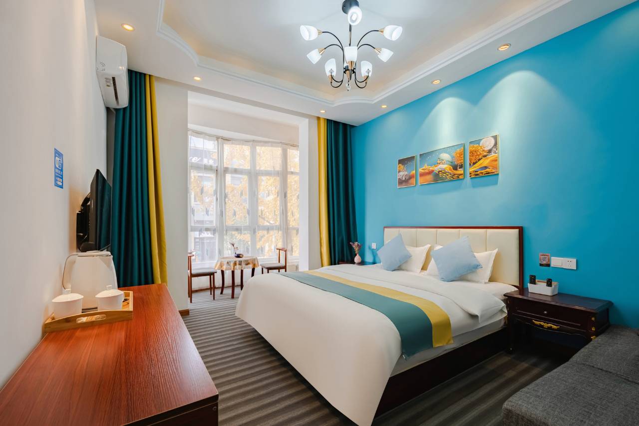 哈啰轻酒店(成都温江大学城店)