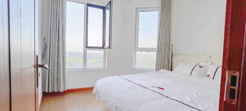 荣成积善之家海景民宿(西港路分店)图片