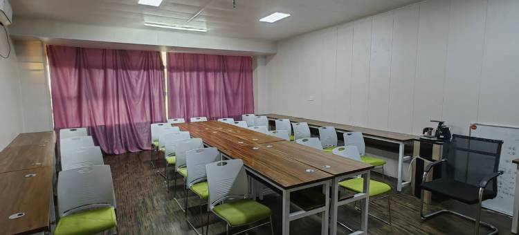 晋城春歌家酒店(金太阳家具汇展中心店)图片