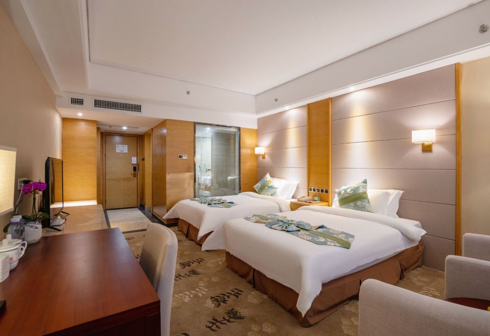 Juchunyuan Binjiang Holiday Hotel