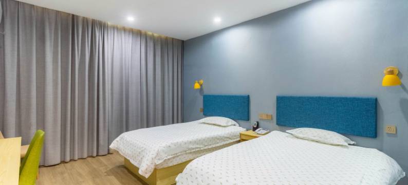 季季红宾馆(铜陵万达广场店)图片