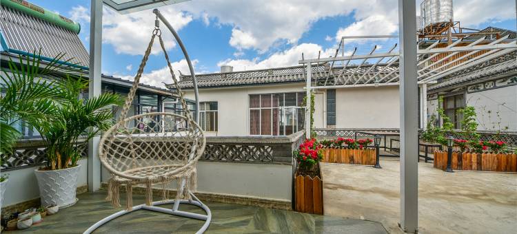 卡卡旅拍民宿(大理古城店)图片