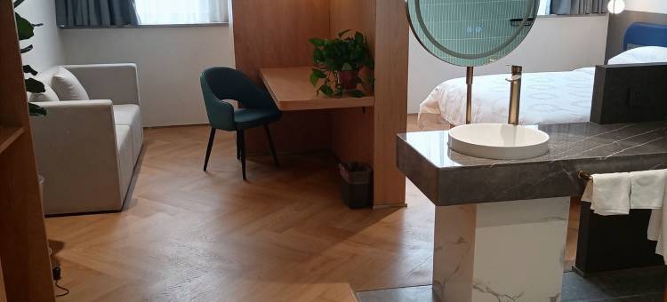 西乡鑫隆商务大酒店图片