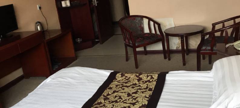 潜山彭岭商务酒店图片