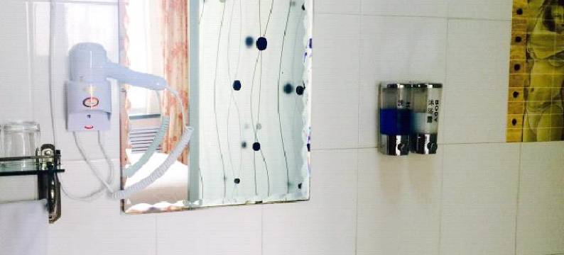 双新快捷宾馆(新民工人街店)图片