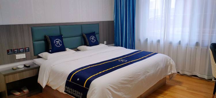 派酒店(榆林老街南门汽车站店)图片