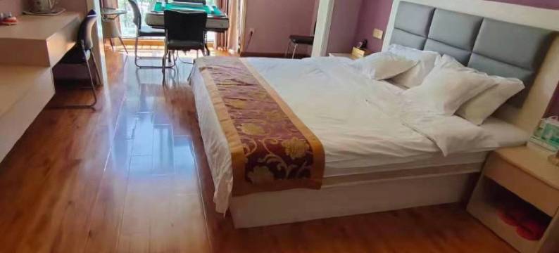 尚优居宾馆(蚌埠大学城龙湖春天店)图片