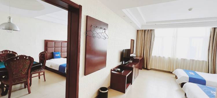 轻住·麦豪斯商务酒店(乌拉山西站店)图片