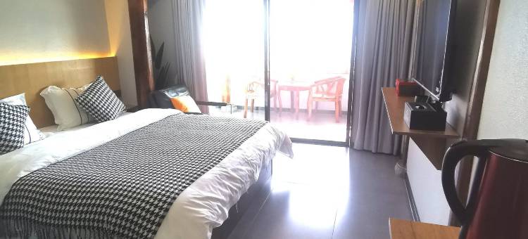 溪云时光客栈(芙蓉镇景区大瀑布店)图片