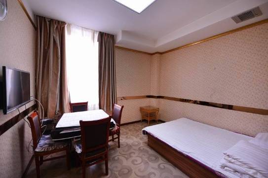 瓦房店太阳雨洗浴中心客房部