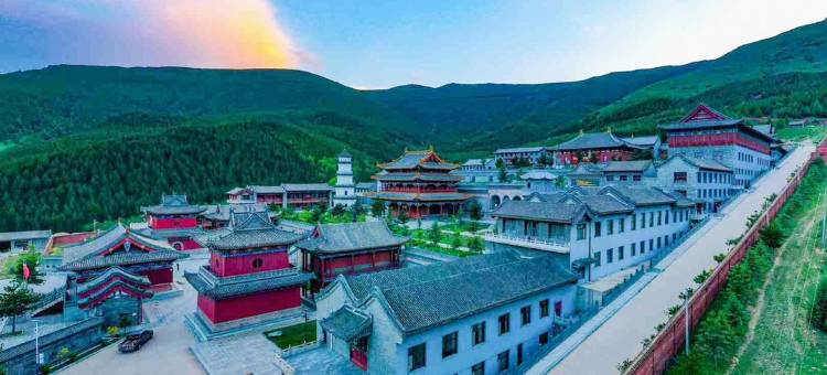 五台山贾府膳民宿(砂石线分店)图片