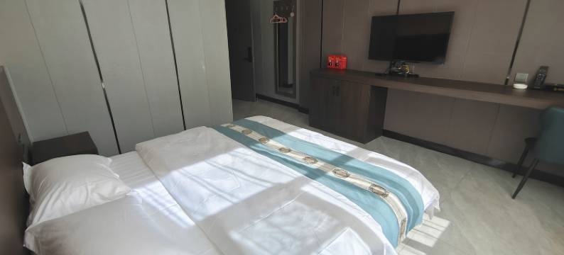 芒康如美镇庭友酒店图片