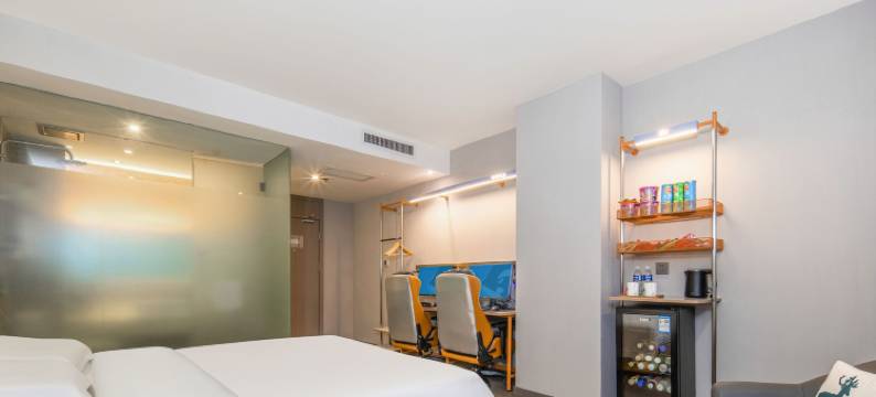 网鱼电竞酒店(无锡火车站中山路店)图片