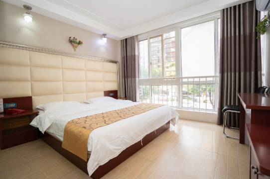 武汉钻石6加1宾馆