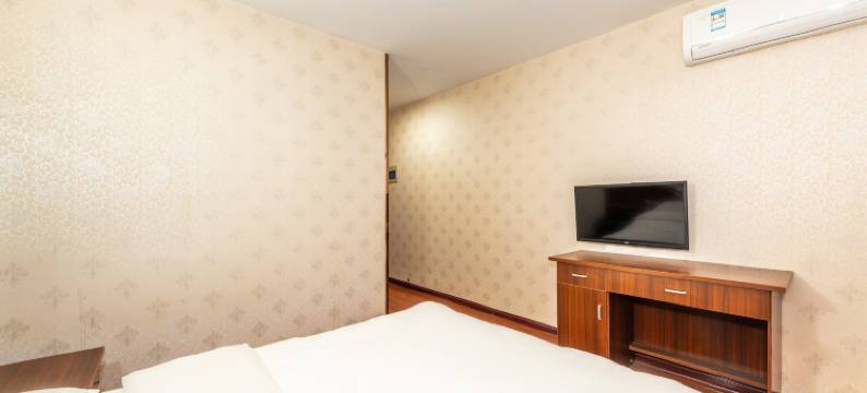 哈啰轻酒店(丹阳火车站店)图片