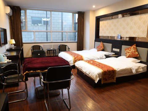 阳原府后街宾馆