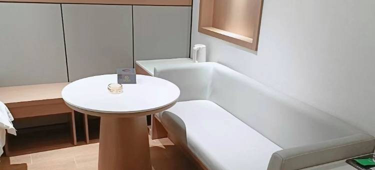 悦祥酒店(科左中旗嘎达梅林广场店)图片