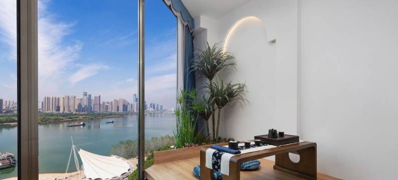 Dora·丹吉尔江景酒店图片