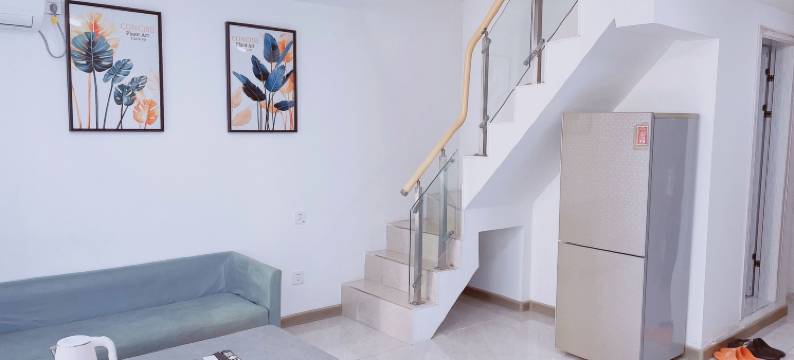 多彩假日酒店公寓(青岛火车北站科技大学四方校区店)图片