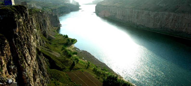 河曲隩德大酒店图片