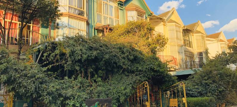 云南18民族风客栈(福泽苑别墅昆明火车站店)图片