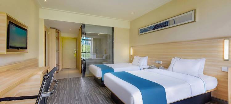 圣曼酒店(韶关火车东站百年东街店)图片