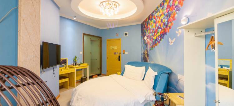 武汉家友站酒店(光谷广场中南民族大学店)图片