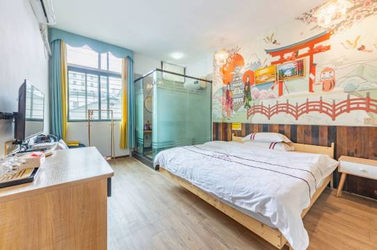 泊悦精品民宿(梅州学艺中学龙坪店)