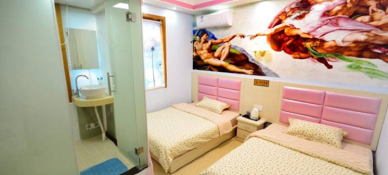 香柰儿酒店(武汉光谷广场地铁站店)图片