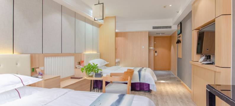 昆仑乐居商务酒店(新乡辉县店)图片