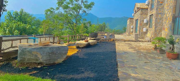 淄博芸弘山房民宿图片