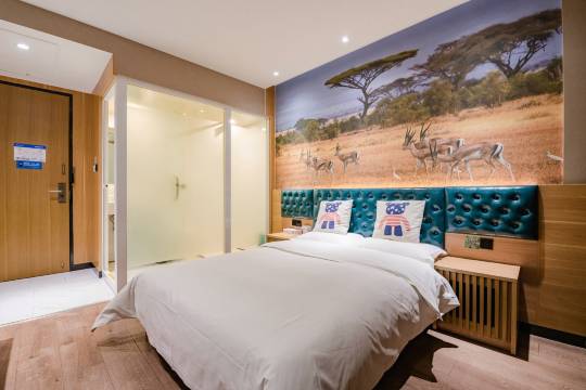 方圆酒店(唐河车站店)