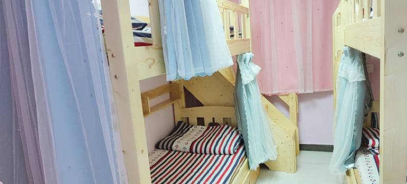 思家青年旅舍(罗湖口岸店)图片