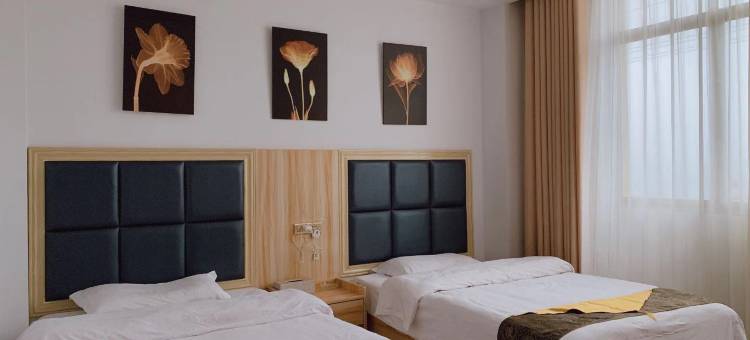 普安盛夏时光酒店图片