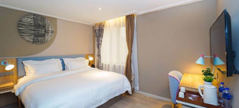 上海雅雅·轻奢酒店(虹口足球场店)图片