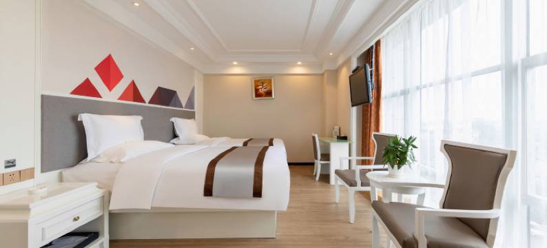 柏曼酒店(广州番禺桥南奥园广场店)图片