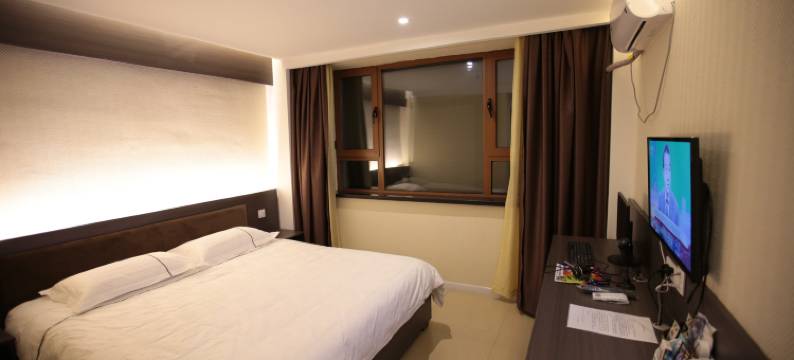 镇赉鹤乡居艺霏时尚宾馆图片