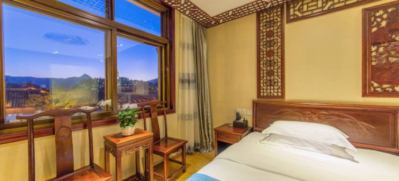 丽江伴山·云河居观景客栈图片