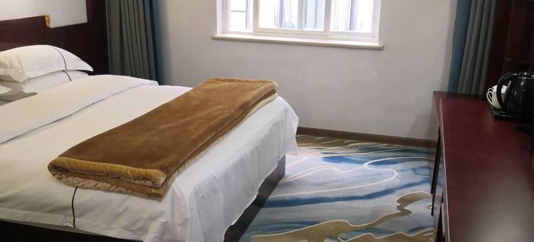 兰坪三江花园大酒店图片