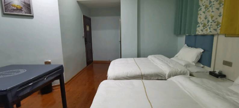 镇坪宏远酒店图片