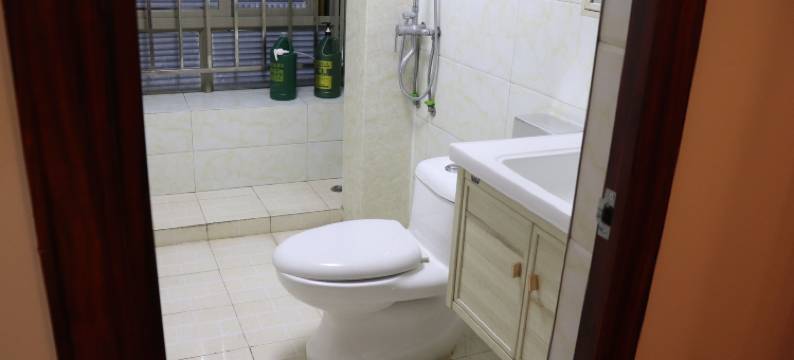 隐居东篱青年民宿(万象城地铁站店)图片