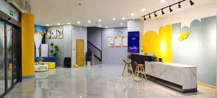 平罗悦臣假日酒店图片