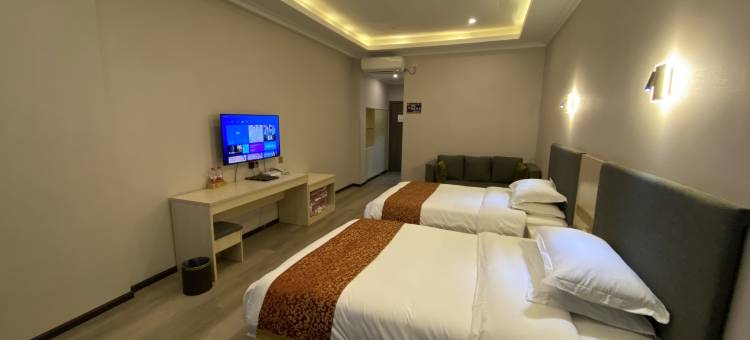 江孜明湖饭店图片