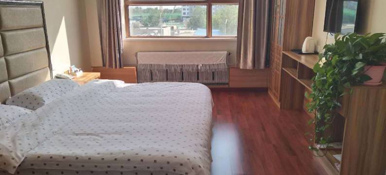 扎鲁特旗幸福里酒店图片