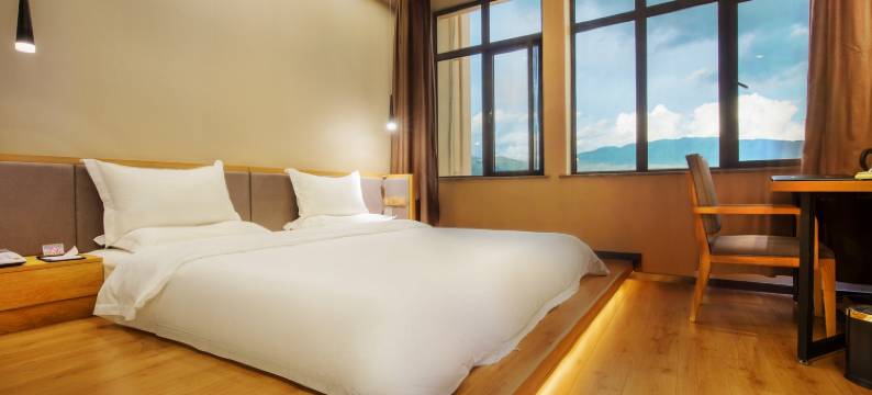 蓝眉山商务酒店(思茅区茶马古城店)图片