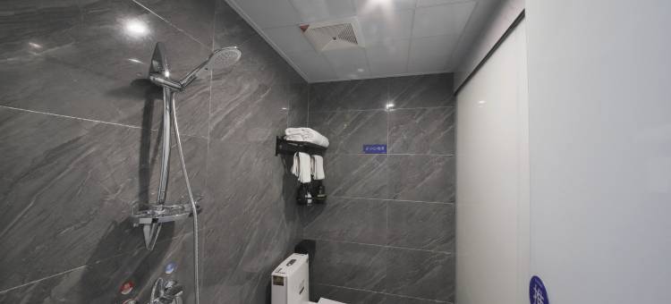 轻住·悦享酒店(西安大雁塔地铁站E口店)图片