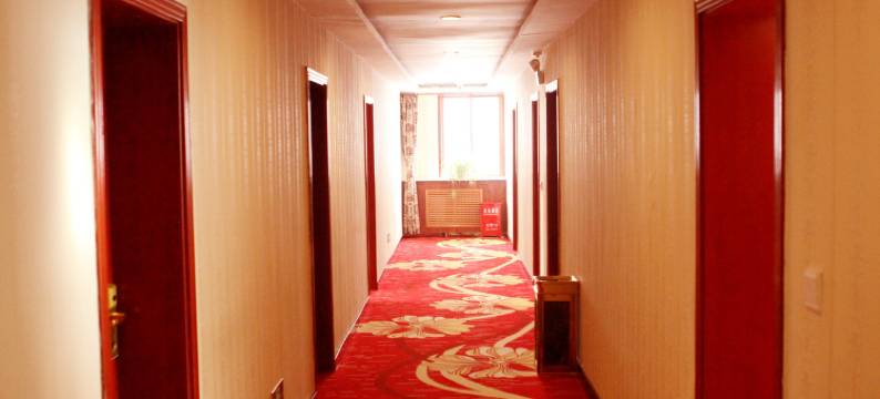 华亭庆华酒店图片